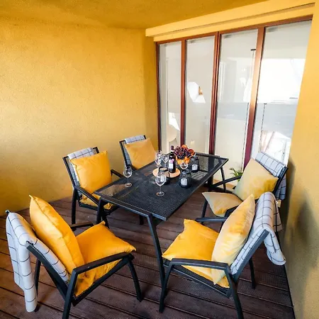 Lux Penthouse Near Wenceslas Square *