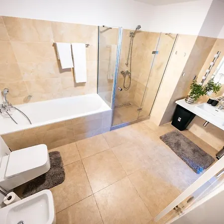 Lux Penthouse Near Wenceslas Square *