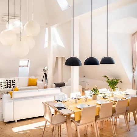 Lux Penthouse Near Wenceslas Square Lägenhet *