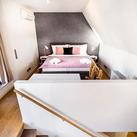 Lux Penthouse Near Wenceslas Square Praag