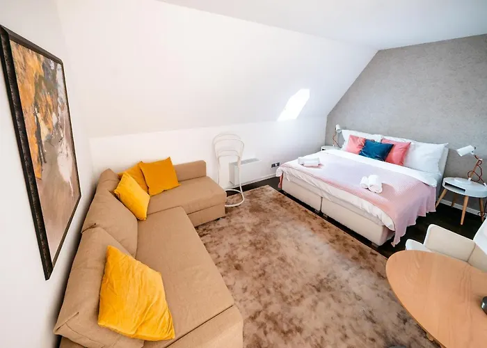 Lux Penthouse Near Wenceslas Square * Прага
